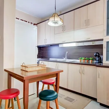 Nomadic 2-bdrm 50m From Beach, Pefkochori