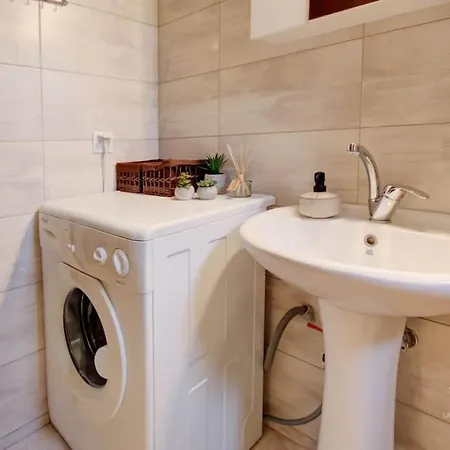Nomadic 2-bdrm 50m From Beach, * Pefkochori